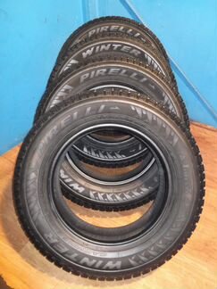 Pirelli Winter Carving Edge 235/65R17