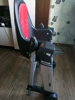 Стульчик. Очень удобный. Разное положение спинки