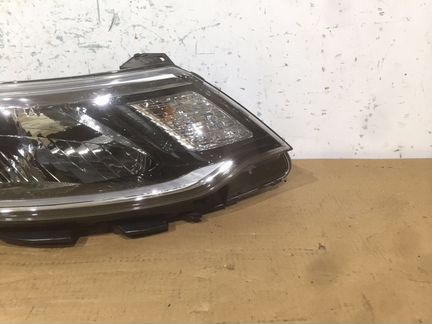 Фара передняя правая Kia Rio 3 2015-2017