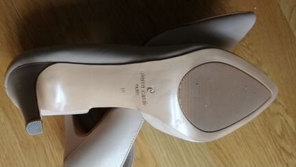 Туфли женские бежевые