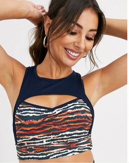 Кроп-топ blfd. ASOS. Новый