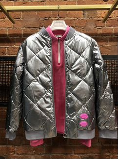 Бомбер off white