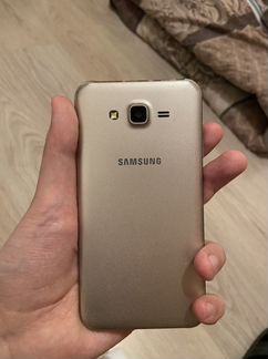 Samsung J7 Neo