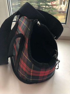 Переноска для кошек и маленьких собак