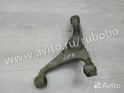 Рычаг задний левый Infiniti M35X Y50 VQ35 2006