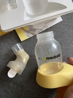 Молокоотсос ручной Medela Harmony