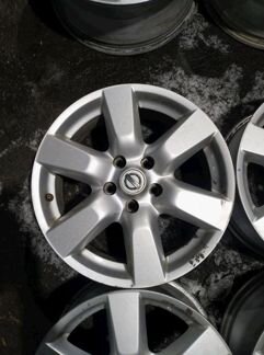Диски бу оригинал R17 LU на Nissan