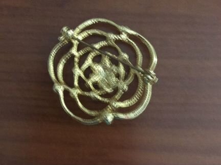 Брошь Чешская бижутерия.Великолепного качества.Укр