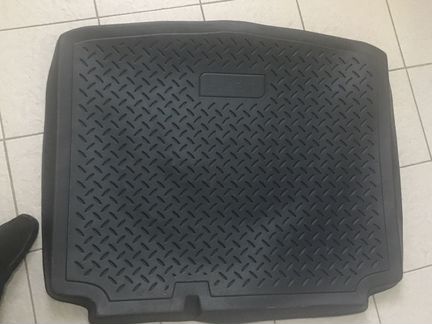 Коврик багажника гольф класс