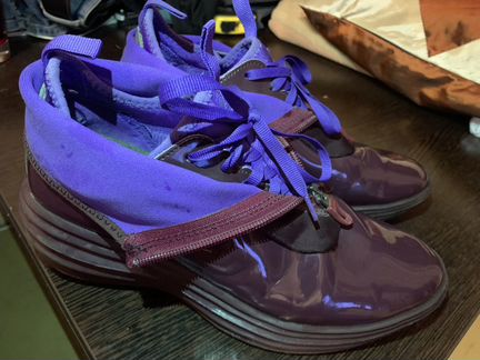 Резиновые кеды