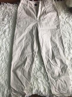 Брюки чинос бежевые