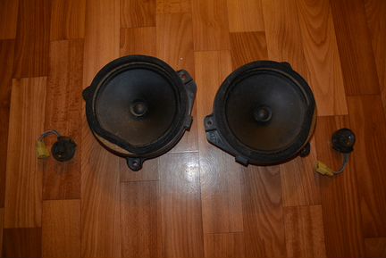 Штатная акустика Субару