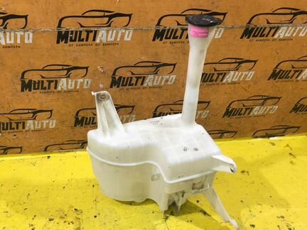 Бачок омывателя Toyota Camry 50 2011-2017