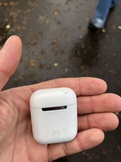 Беспроводные наушники airpods