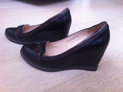 Новые кожаные туфли 38р