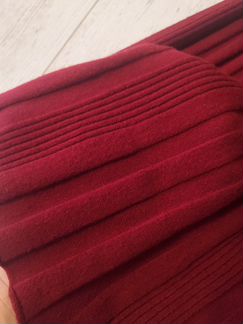 Трикотажная юбка вишнёвого цвета