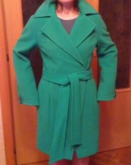Пальто осеннее зеленое