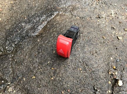 Кнопка аварийки Honda Fit/Jazz 2001-2008