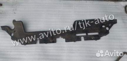 Пыльник двигателя Toyota Corolla E140, E150