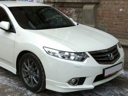 Клыки переднего бампера Type-S Honda Accord 8