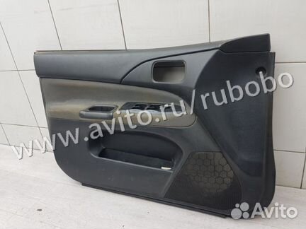 Обшивка двери передняя левая Mitsubishi Lancer 9