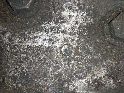 Кулак поворотный передний левый Bmw 120D E87 N47