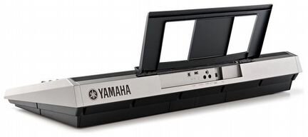 Yamaha PSR-E443