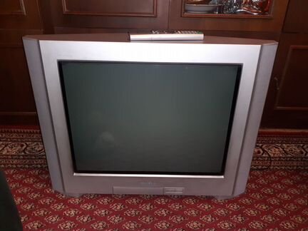 Телевизор soni тринитрон в хорошем состоянии