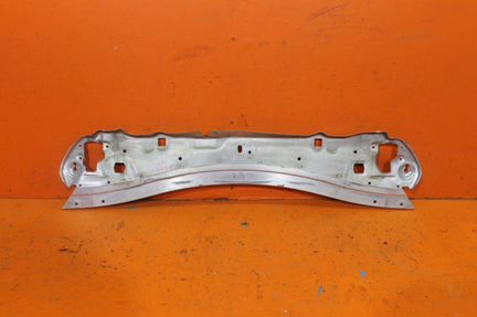 Панель телевизора передний левый Mercedes