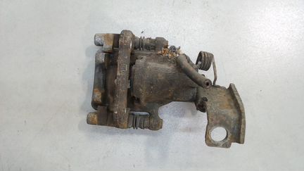 Суппорт правый задний Honda Accord 6, 1998