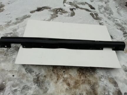 Накладка порога правая Mercedes C250 W204 1.8 2012