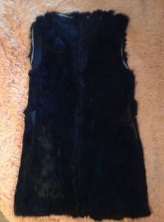 Жилет из кролика. Меховой воротник