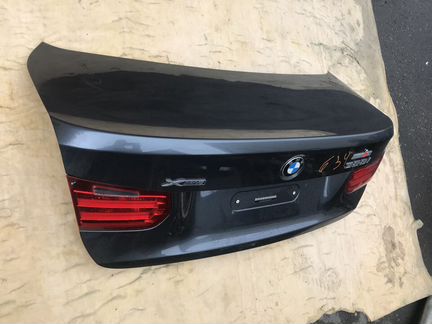 Крышка багажника BMW F30 с замком