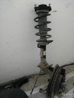 Стойка в сборе с суппортом правая VW Jetta 6