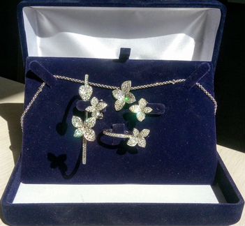 Золотой комплект с бриллиантами Pasquale Bruni