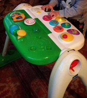 Музыкальный развивающий стол Chicco 3в1