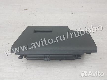 Бардачок Vw Golf plus BMM 2007