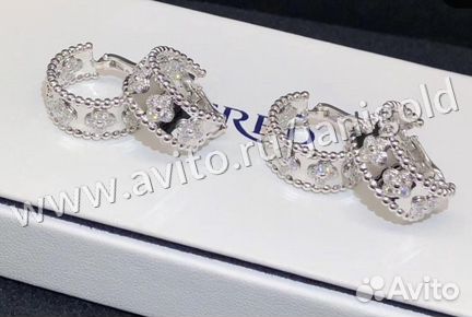 Золотые серьги Ванклиф