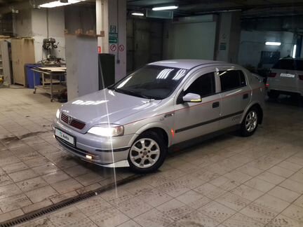 Opel Astra 1.8 AT, 2002, 13 000 км