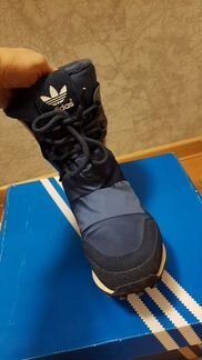 Ботинки дутики адидас оригинал 38