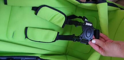 Легкая и компактная коляска hoco Mikra