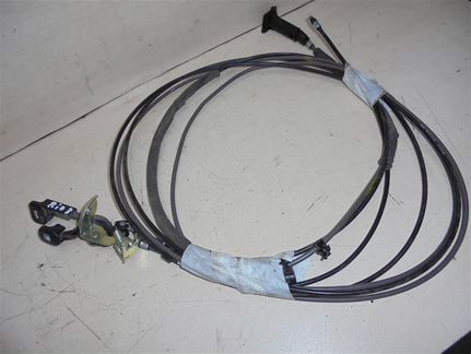 Трос багажника/бака Kia RIO 2011)