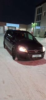 Opel Zafira 1.8 МТ, 2011, 139 000 км