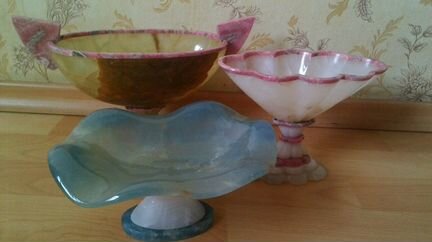 Интерьерные вазы из самоцветов