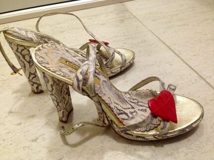 Босоножки летние