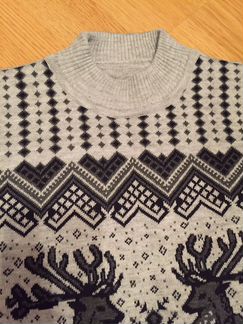 Свитер на мальчика, 134 размер, серый с оленями