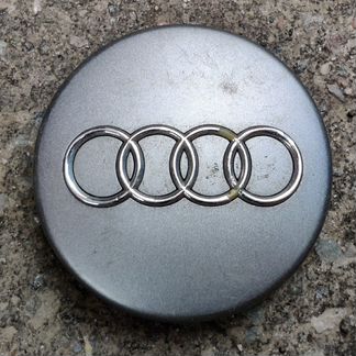 Колпак литого диска Audi
