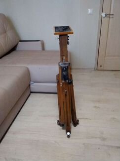 Старинный штатив фкд