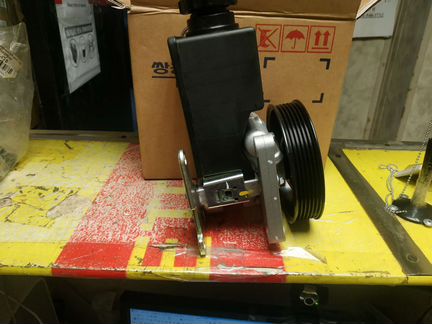 Насос гидроусилителя руля Ssang Yong Kyron Rexton