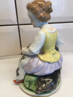 Фарфоровая статуэтка. Германия, начало 20 века